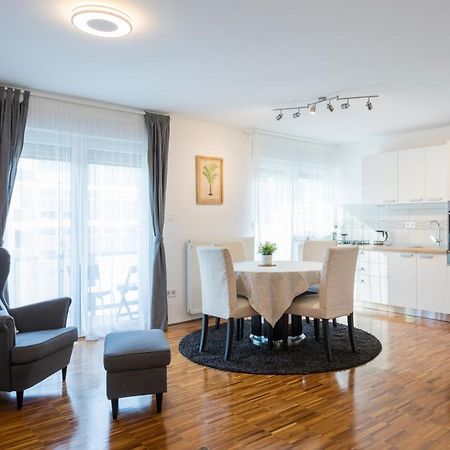 Spacious 2Bdr Apartment - Free Parking Zagreb Eksteriør billede